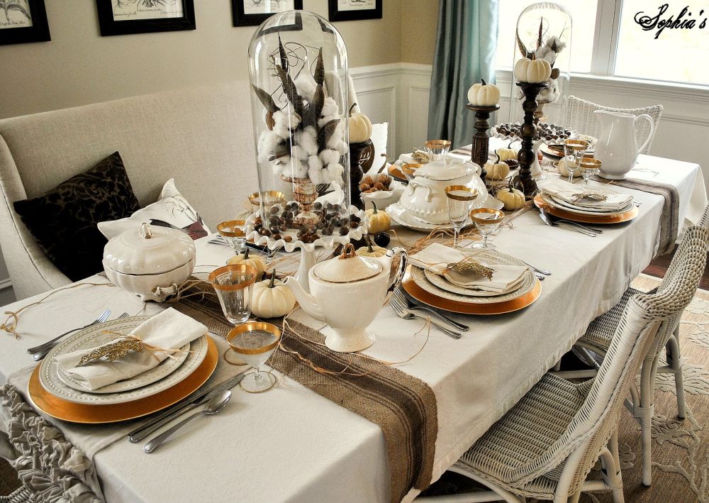 amazing white themed thanksgiving tablescape with pumpkin decoration thanksgiving table decoration ideas – how to close the fall fashionably