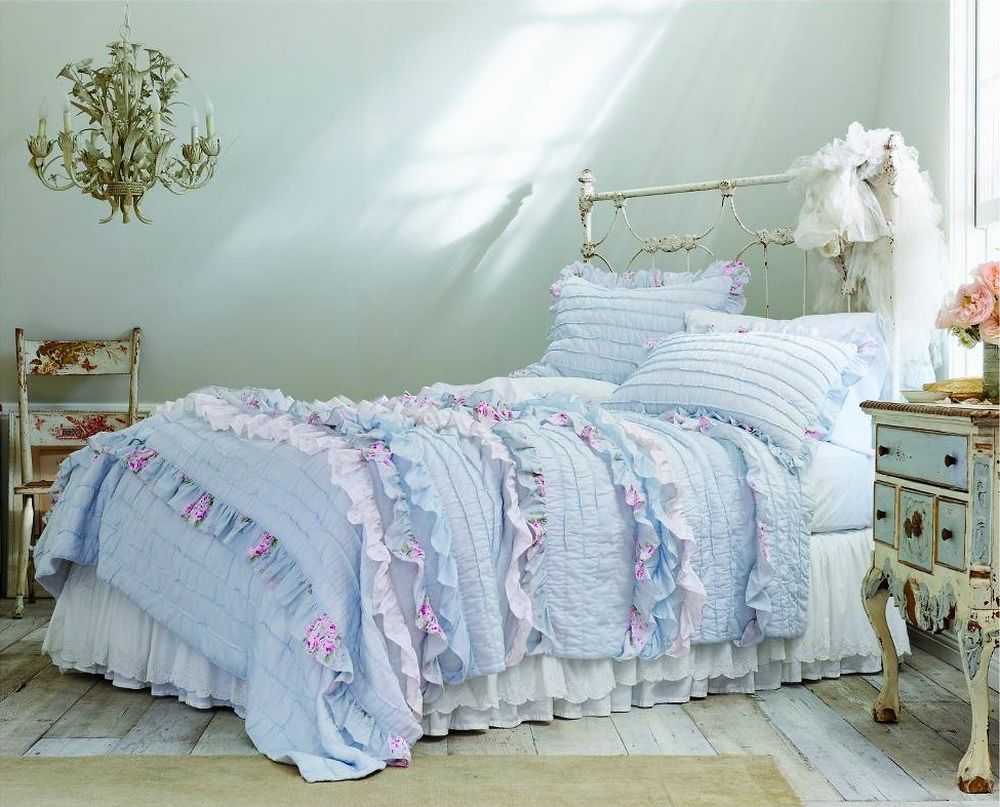 pintuck ruffle quilt - simply shabby chic target shabby chic furniture for your bedroom