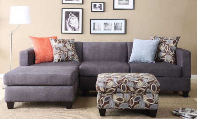 Grey Small Sectional Sofa with Cushion