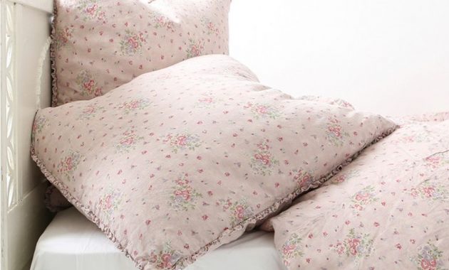 Clover Linen Pillowcases and Shams