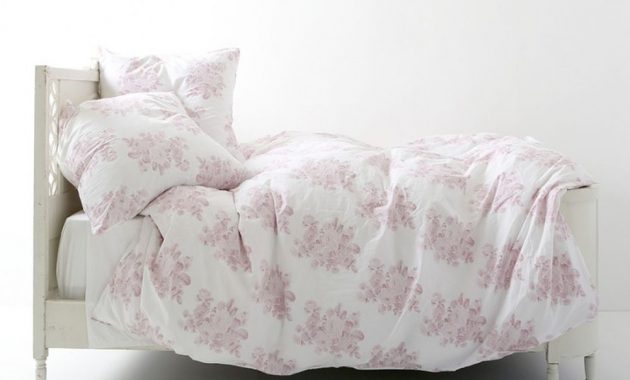 Shadow Rose Pink Bedding Collection