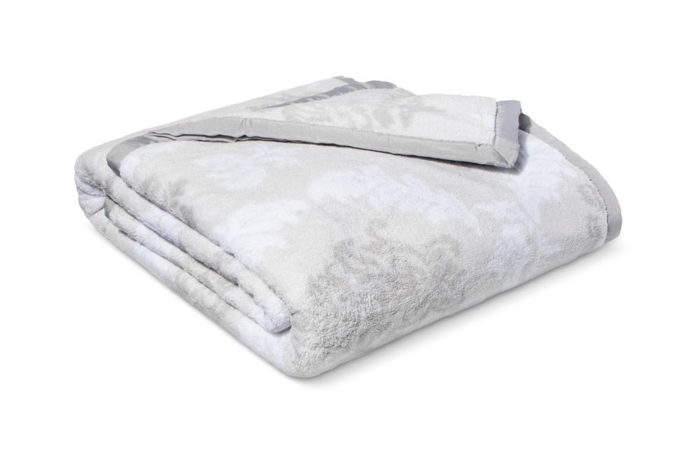 white shabby chic blanket super soft and plush simply shabby chic blanket