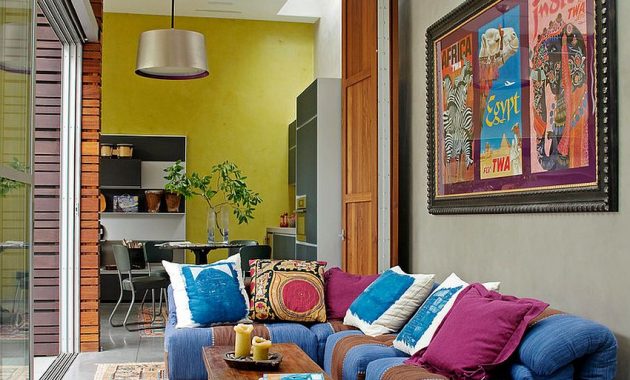 Eclectic Living Room Decor with Stylish Sofa